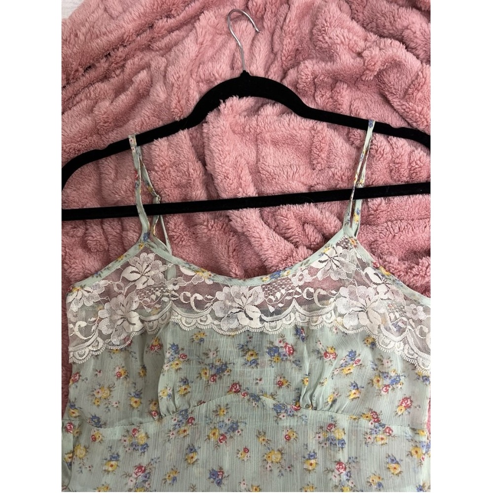 Living Doll Los Angeles Floral Lace Trim Camisole Top Sage Green Smocked Small - Picture 14 of 16